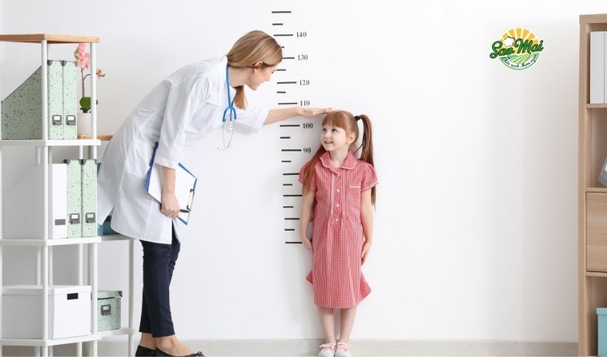 Hiểu rõ chiều cao chuẩn là nền tảng để theo dõi sự phát triển của con