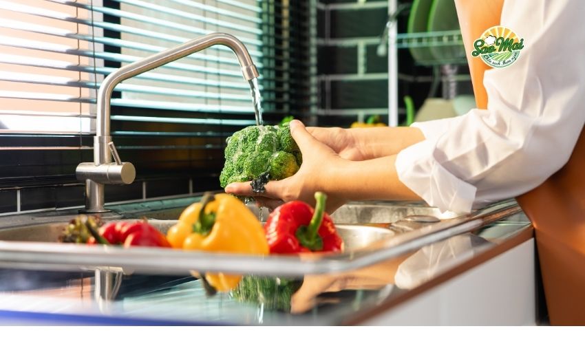 Vệ sinh an toàn thực phẩm là yếu tố sống còn khi chế biến cháo dinh dưỡng cho bé 1 tuổi